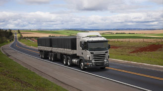 China Portable PVC laminated tarpaulin truck cover Fabric for Awning and Canopy 2000D supplier